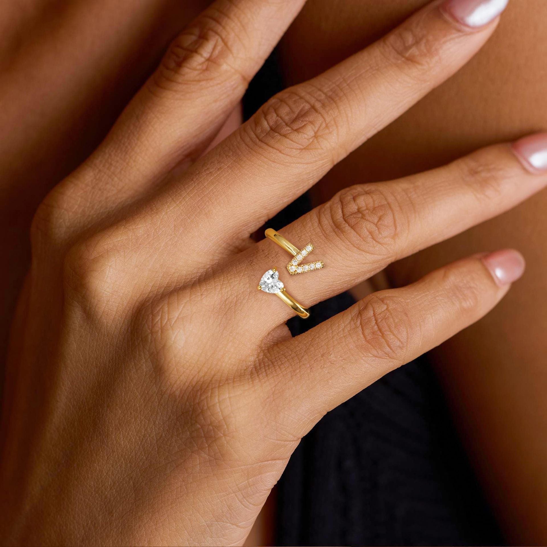 Zircon heart-shaped ring