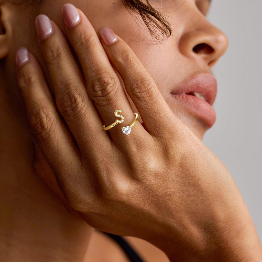 Zircon heart-shaped ring